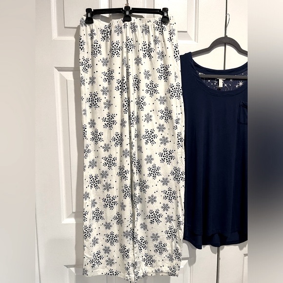 2 Pc PJ Set ❄️SOMA Dk Blue, Long Sleeve Shirt & White & Blue Snowflake Pants - Picture 7 of 9